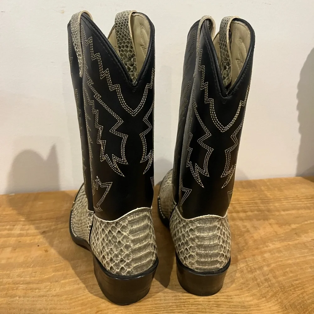 Unbranded Texas made cowgirl youth snakeskin and leather boots size 4.5 EUC‎